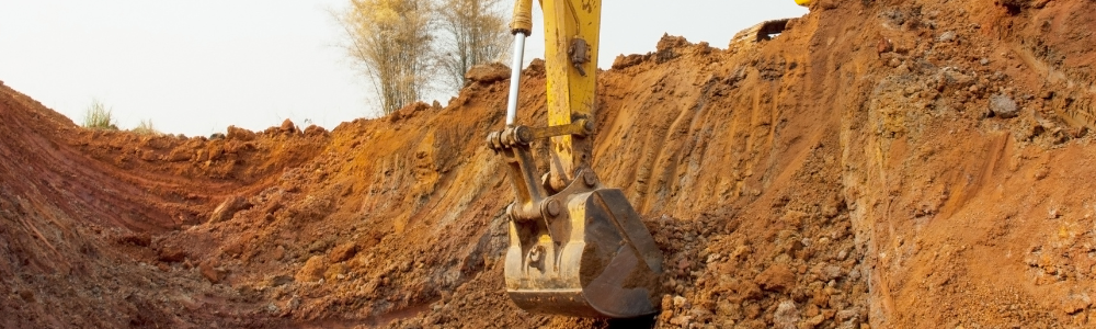 Kudo Borusan Cat tractor digging